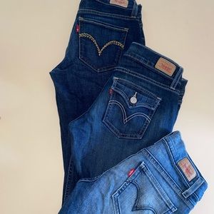 3 pair of Levi low rise flare jeans!